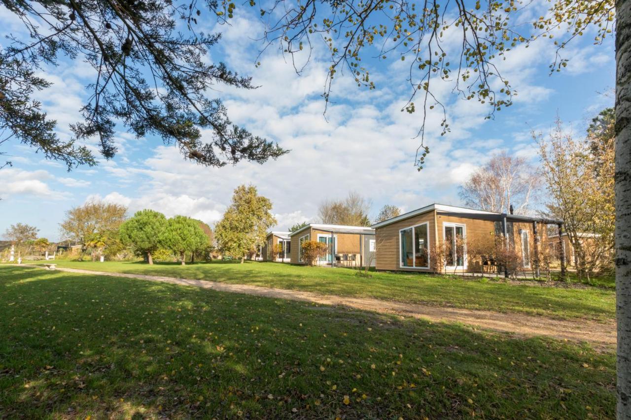 Welcome In - Vakantiepark Fort Den Haak Vrouwenpolder Exterior foto