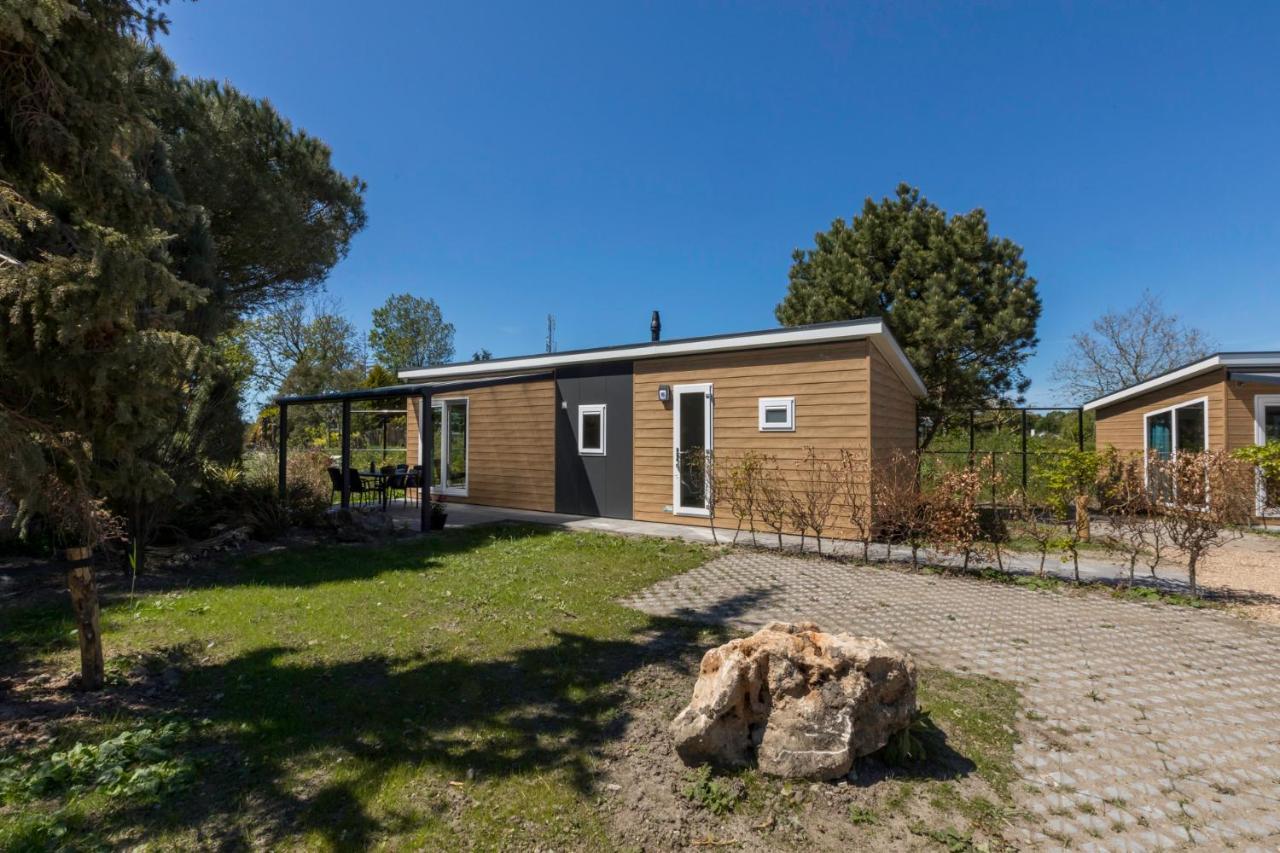 Welcome In - Vakantiepark Fort Den Haak Vrouwenpolder Exterior foto